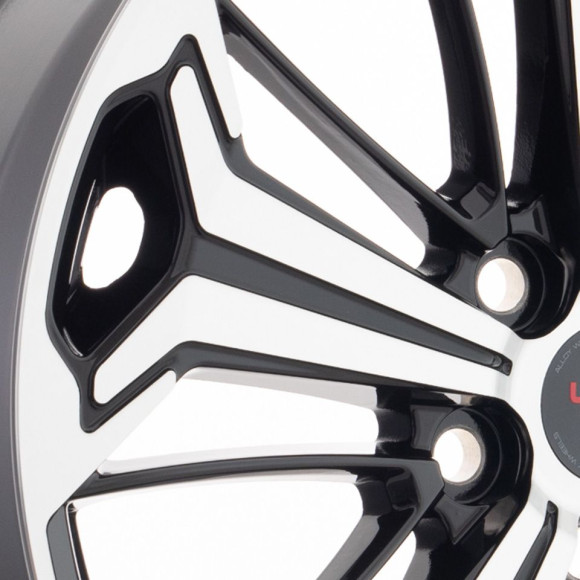 Диски LEGE ARTIS  Concept-TY561/LX531  7,5\R19 5*114,3 ET40  d60,1  BKF  [9328091]  под ориг.крепеж+крышку