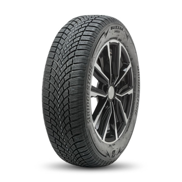 Шины Bridgestone 235/40 r18 Blizzak LM005 95V